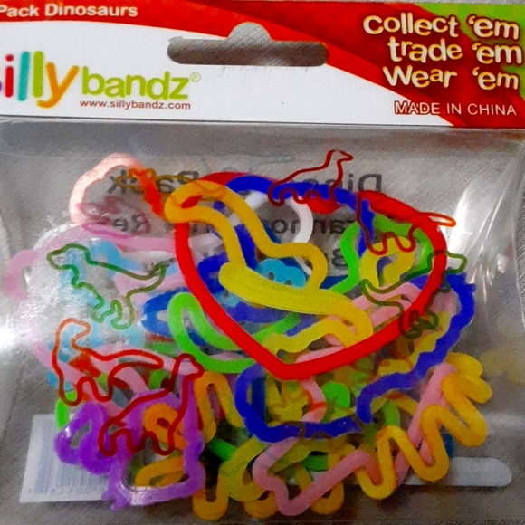 Original SillyBandz 24 count Dinosaurs - Picture 1 of 2